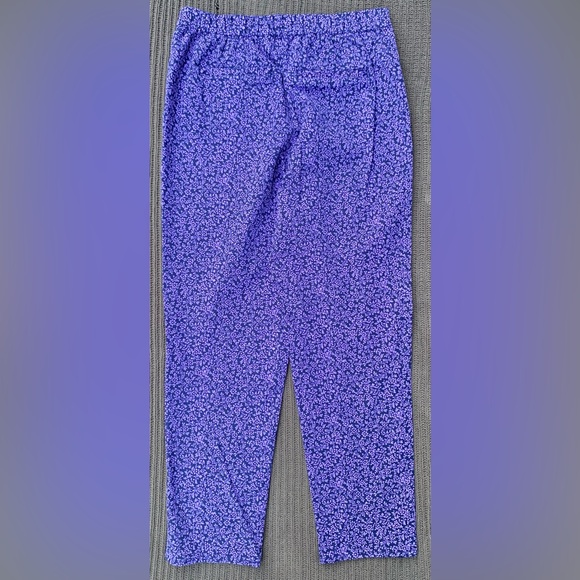 Isaac Mizrahi LIVE Purple Floral Stretch Pull on Pant - Picture 5 of 5
